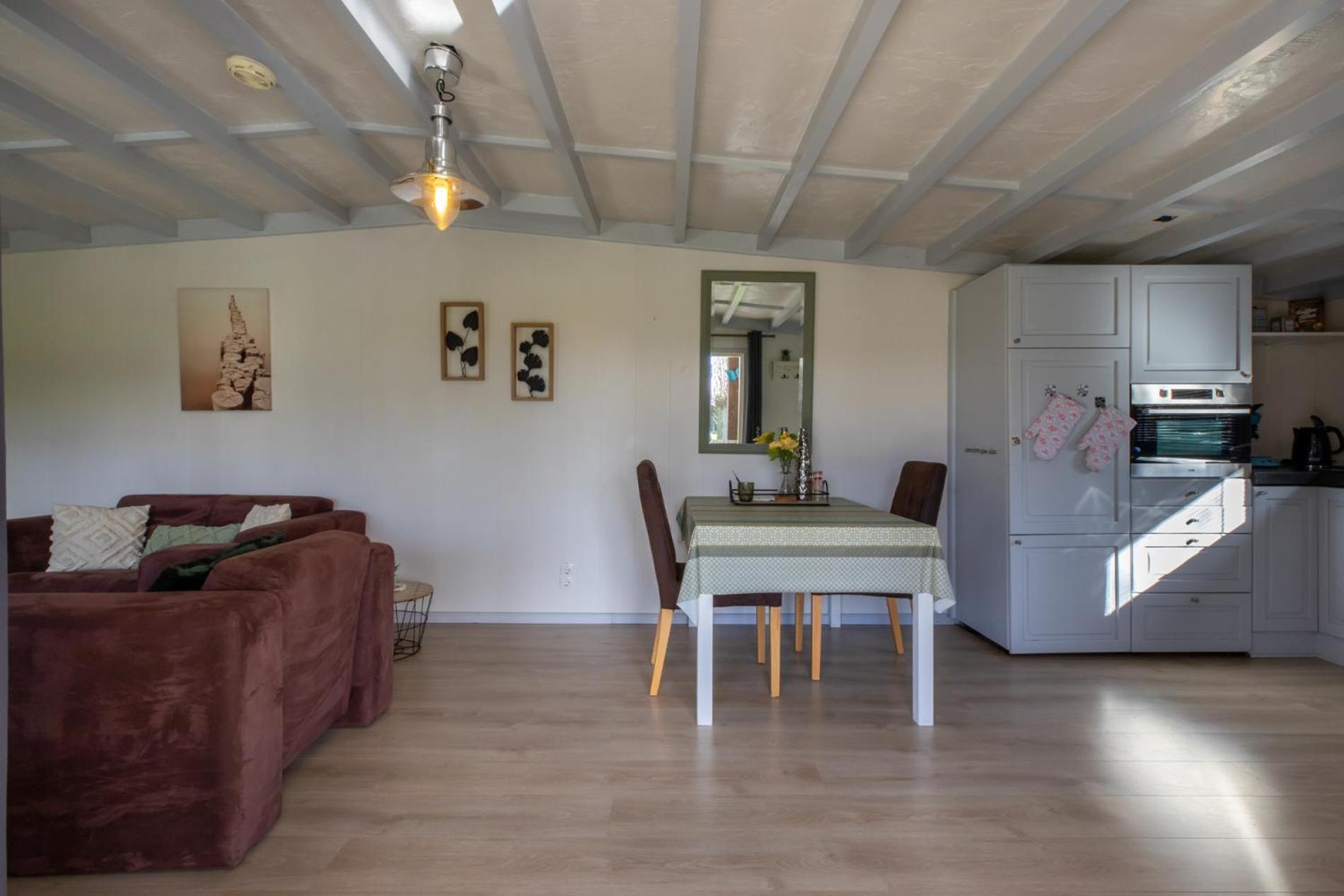Chalet - Dorpsstraat 25 - 'de Weide Blick' Chalet Biggekerke
