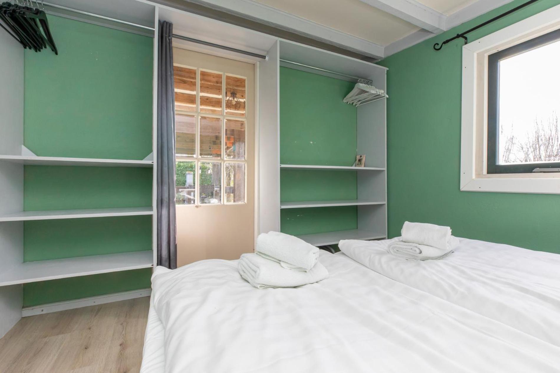 Chalet Chalet - Dorpsstraat 25 - 'de Weide Blick'